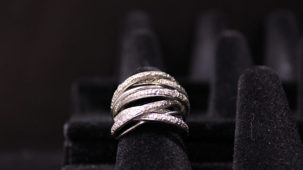 Diamond Crossover Womens Ring