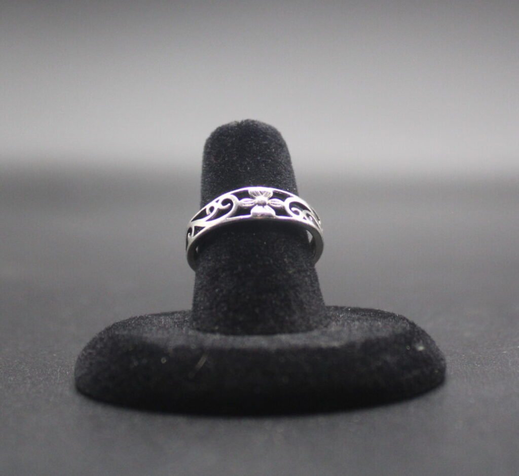 Sterling Silver Flower Cutout Band Ring