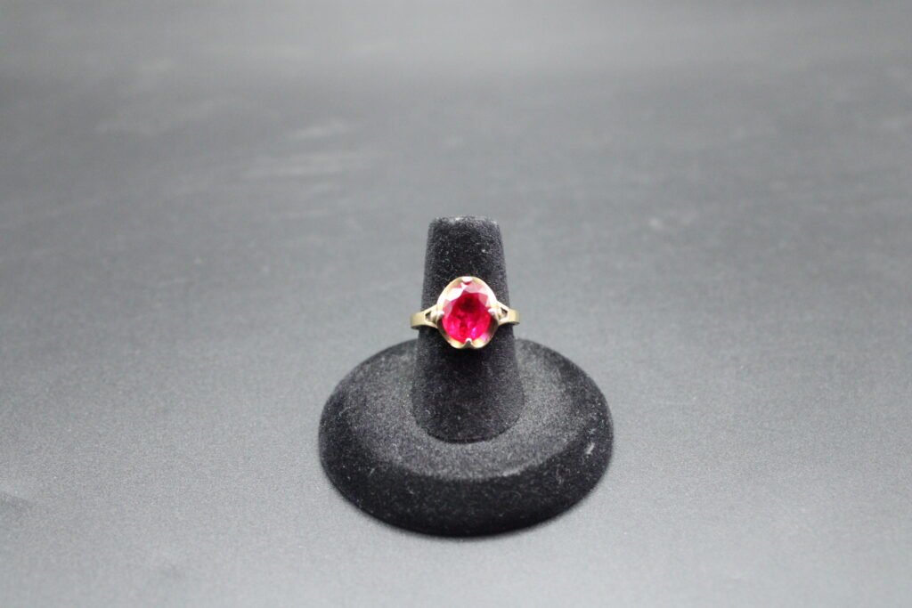 10kt Yellow Gold Ruby Ring