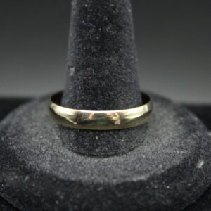 10kt Yellow Gold Band