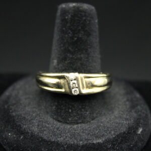 14kt Yellow Gold Three Stone Diamond Ring