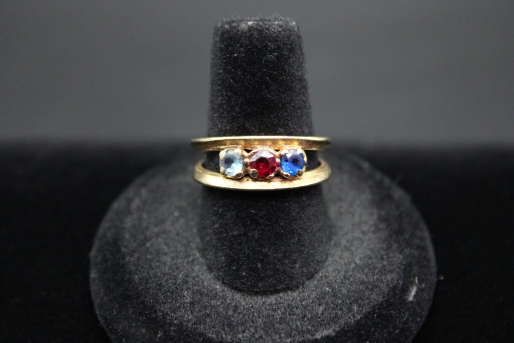 14kt Yellow Gold Three Stone Mother's Ring