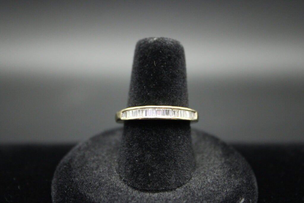 14kt Yellow Gold Diamond Band