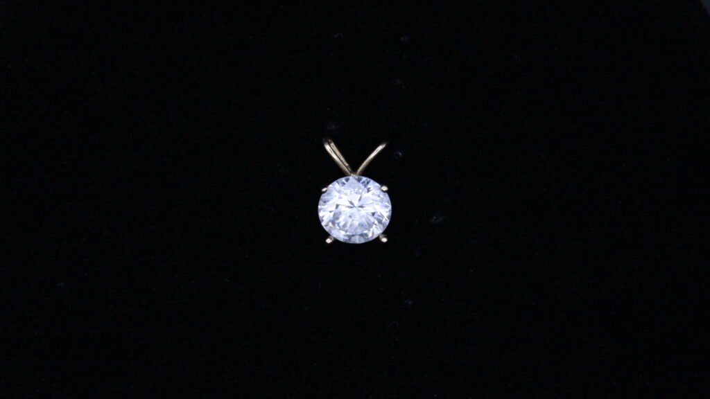 14kt Yellow Gold Solitaire Pendant