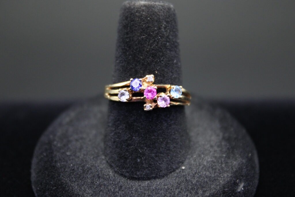 10kt Yellow Gold Mother's Ring