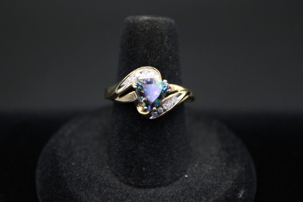 10kt Yellow Gold Mystic Topaz Diamond Ring