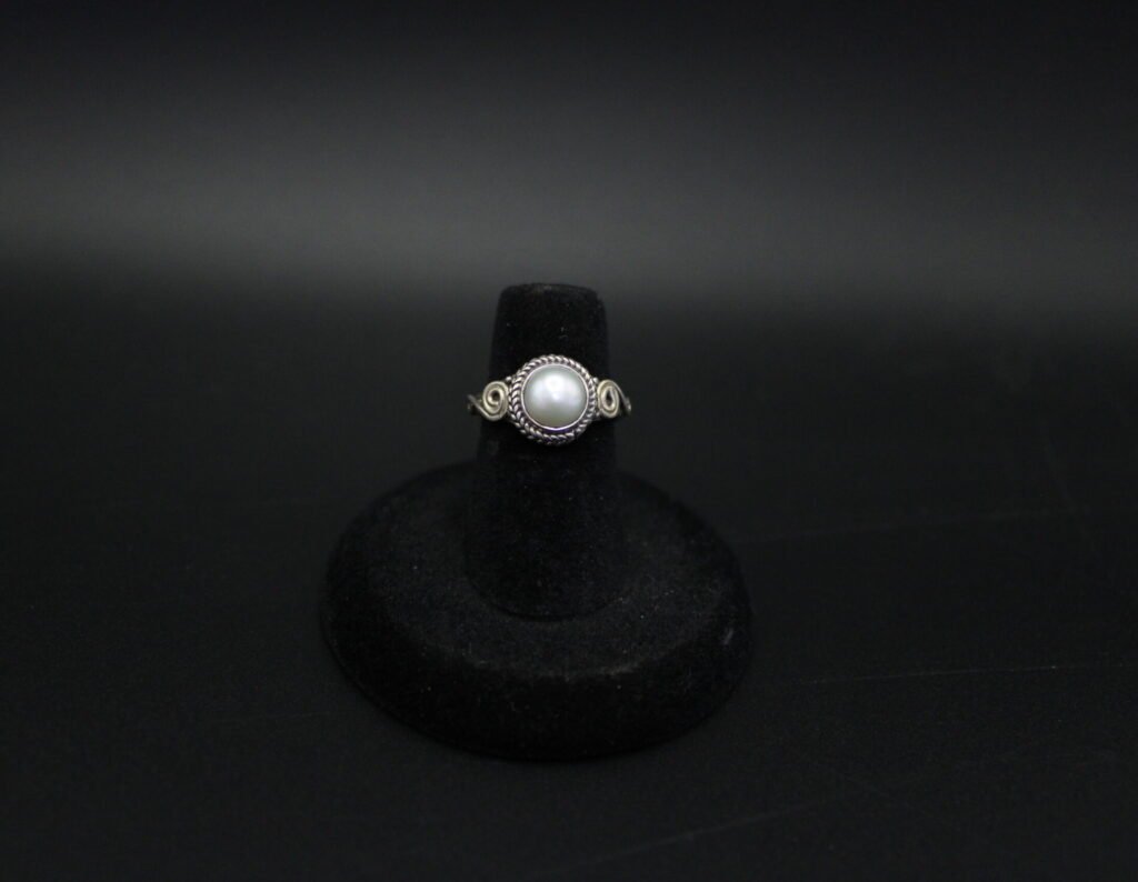 Sterling Silver Pearl Ring