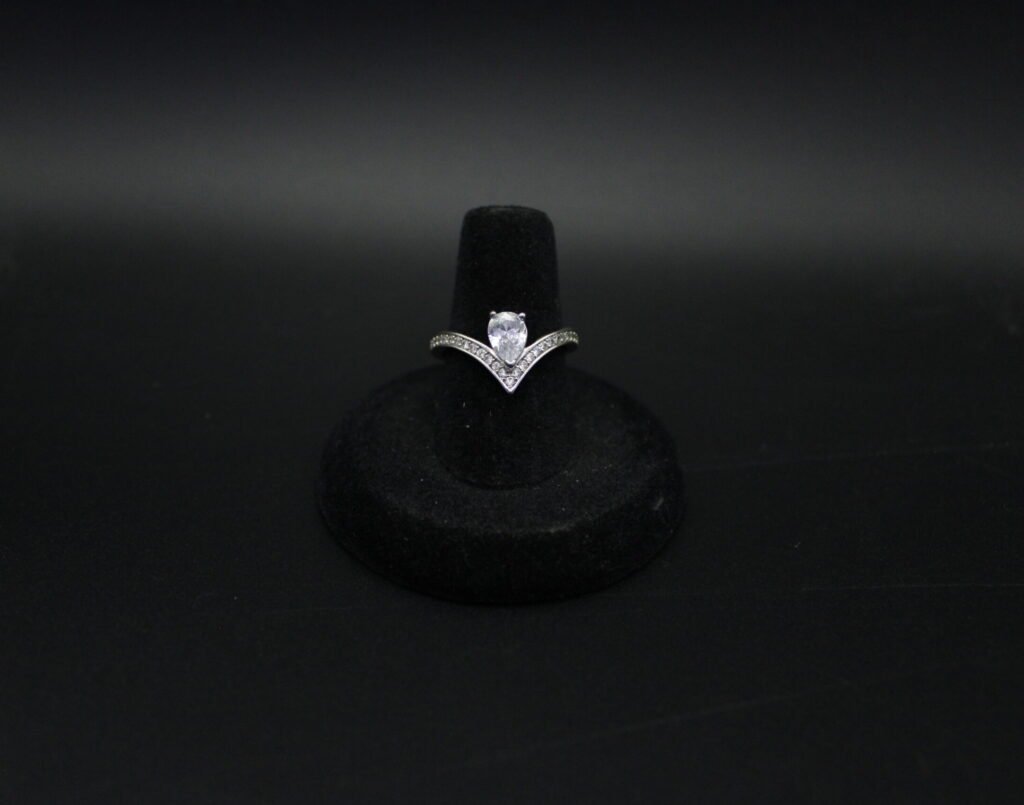 Sterling Silver Teardrop Ring