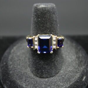 10kt Yellow Gold Emerald Cut Sapphire Ring