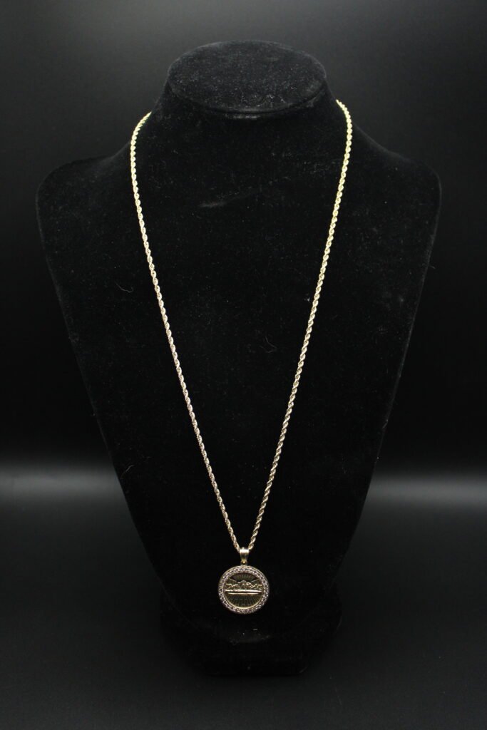10kt Yellow Gold Chain With Last Supper Pendant