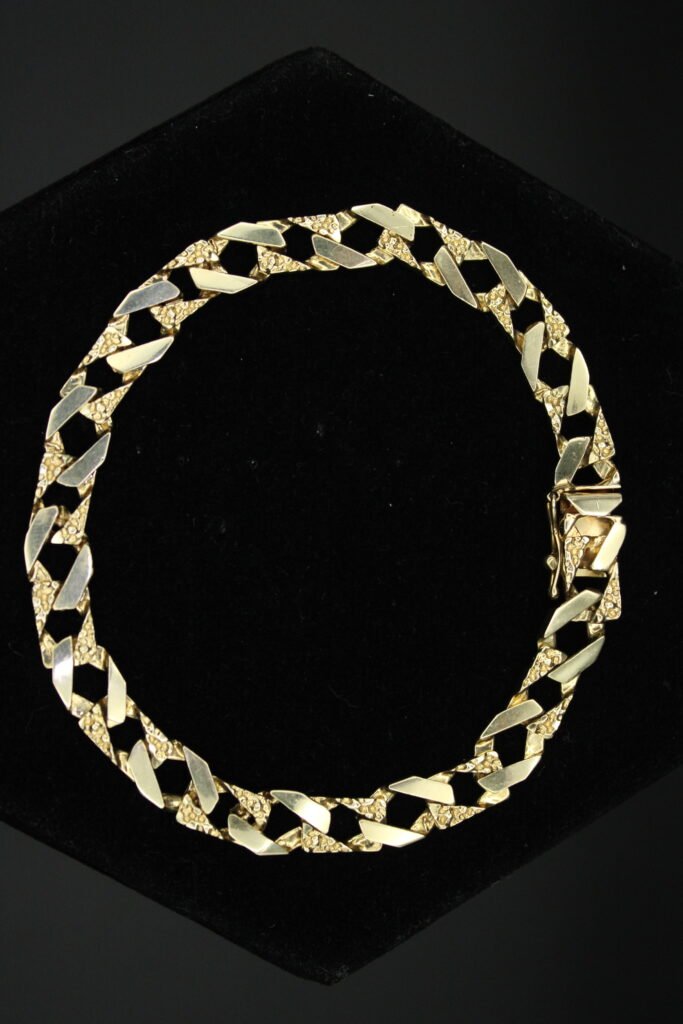 14kt Yellow Gold Cubin Link Bracelet