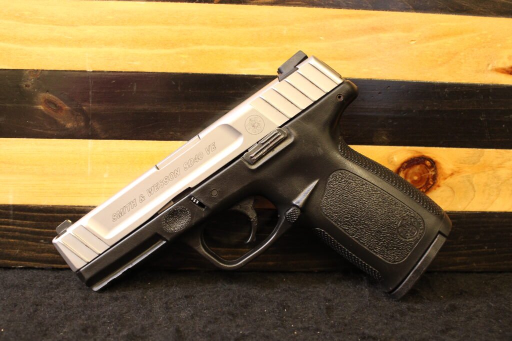 Smith & Wesson SD40 VE 40S&W Semi-Automatic Pistol