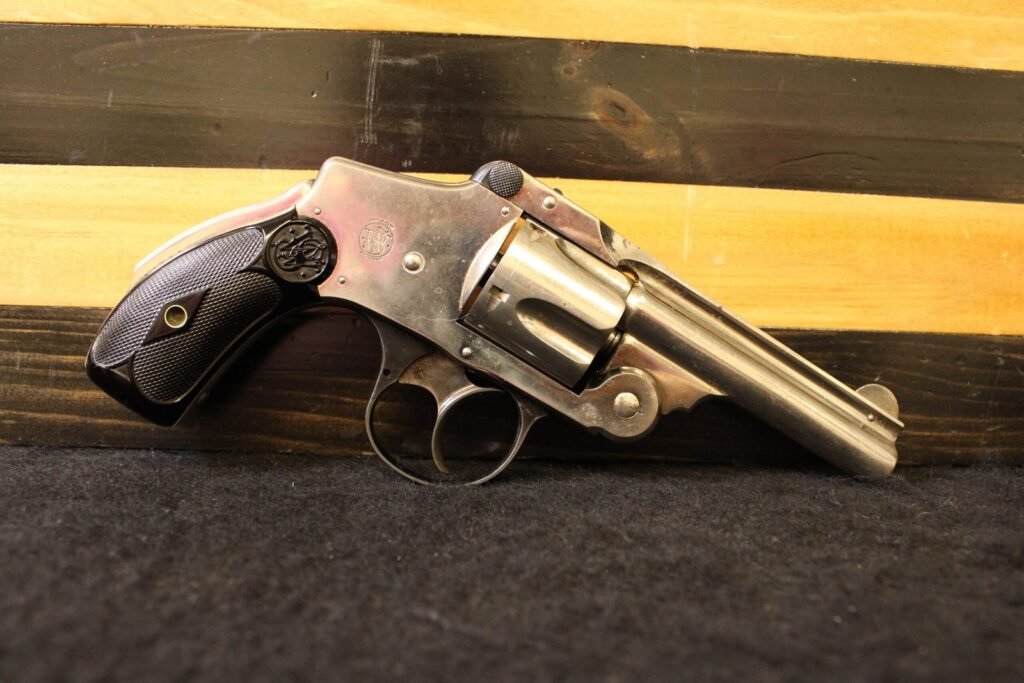 Smith & Wesson Safety Hammerless Lemon Squeezer .38 S&W revolver — full left-side profile