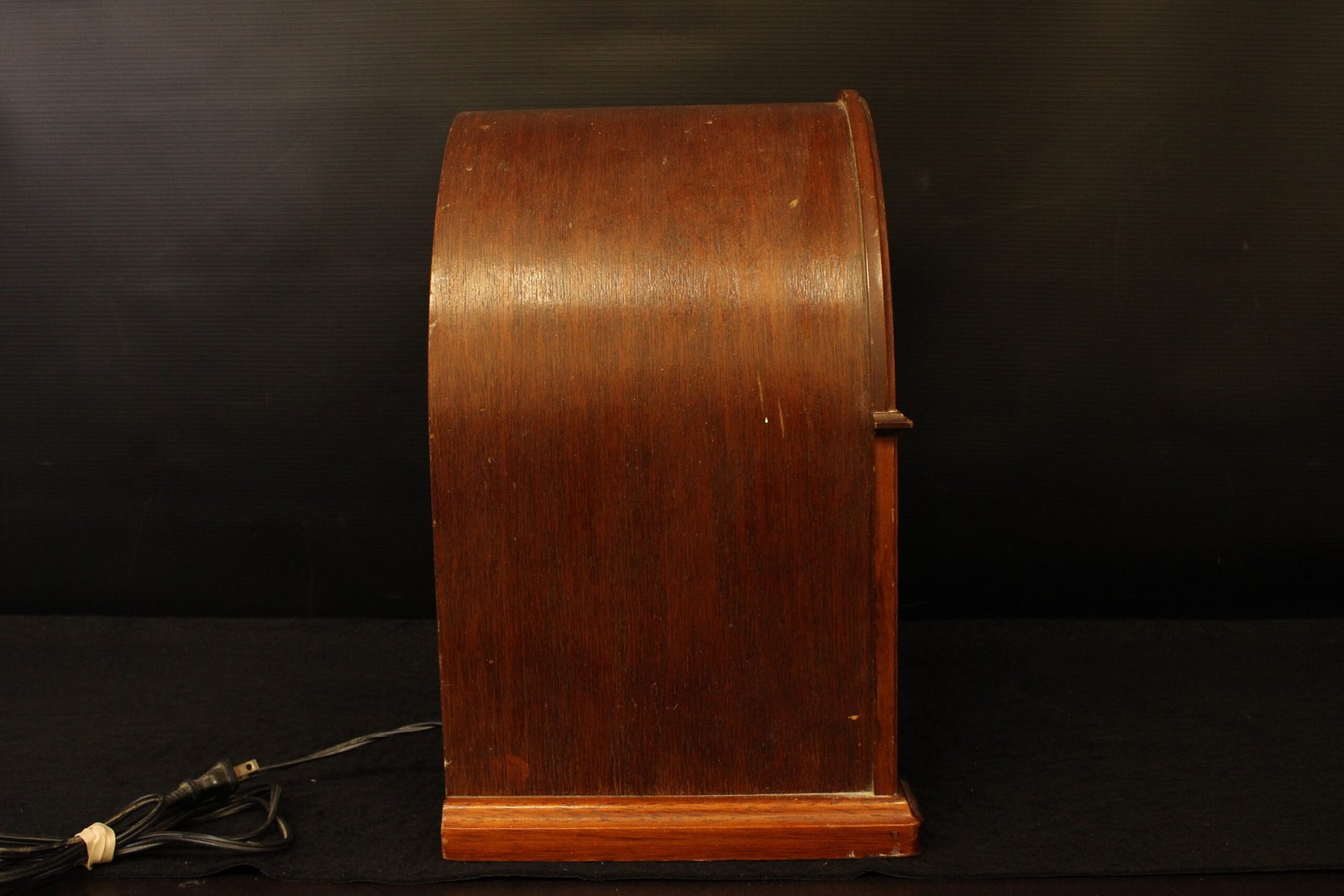 GE 7-4100JA Cathedral-Style AM/FM Radio 3 GE 7-4100JA Cathedral-Style AM/FM Radio - Image 3