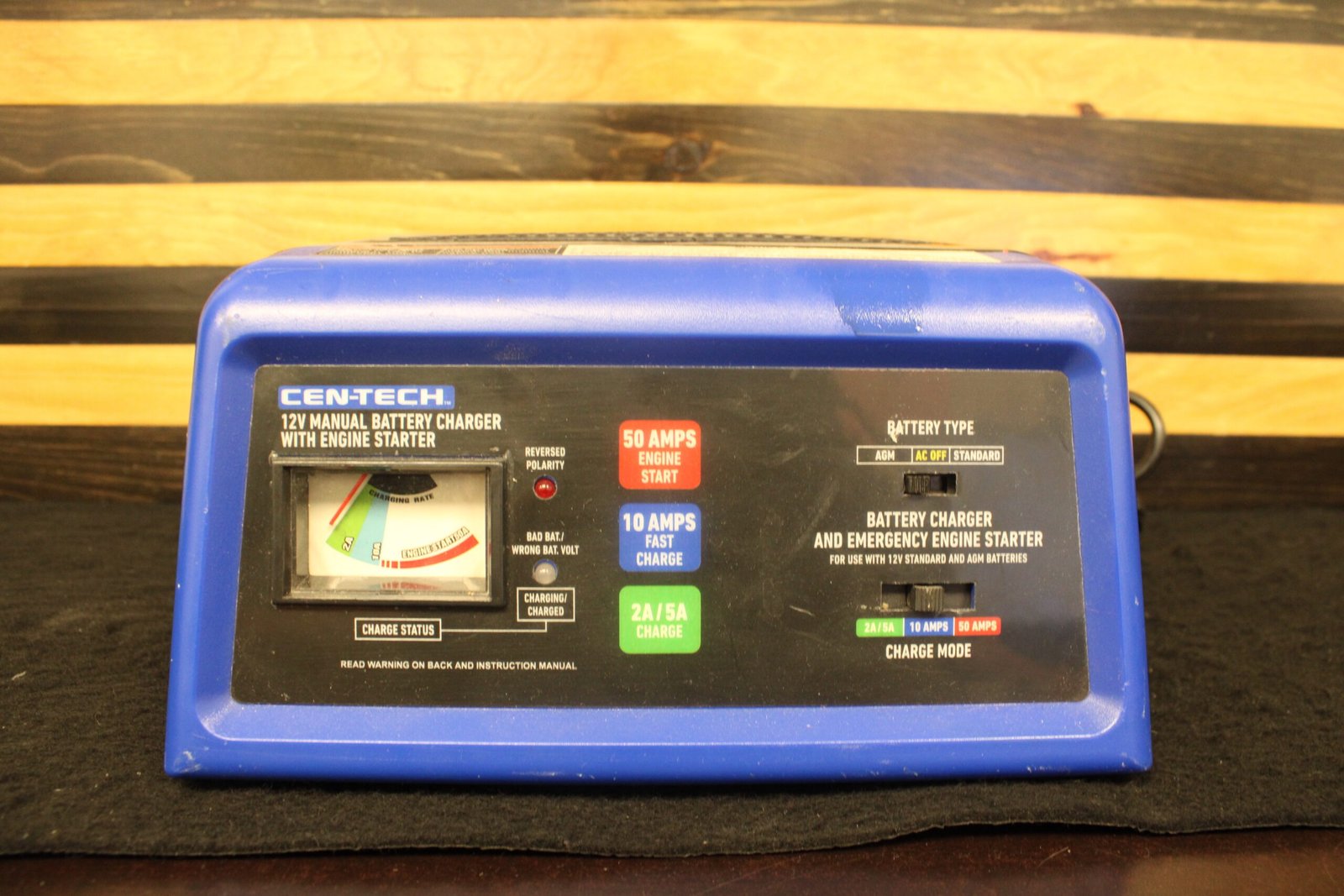 CEN-TECH 59424 50 Amp 12V Analog Battery Charger with Engine Start 1 Used CEN-TECH 59424 50 amp 12V analog battery charger with engine-start function