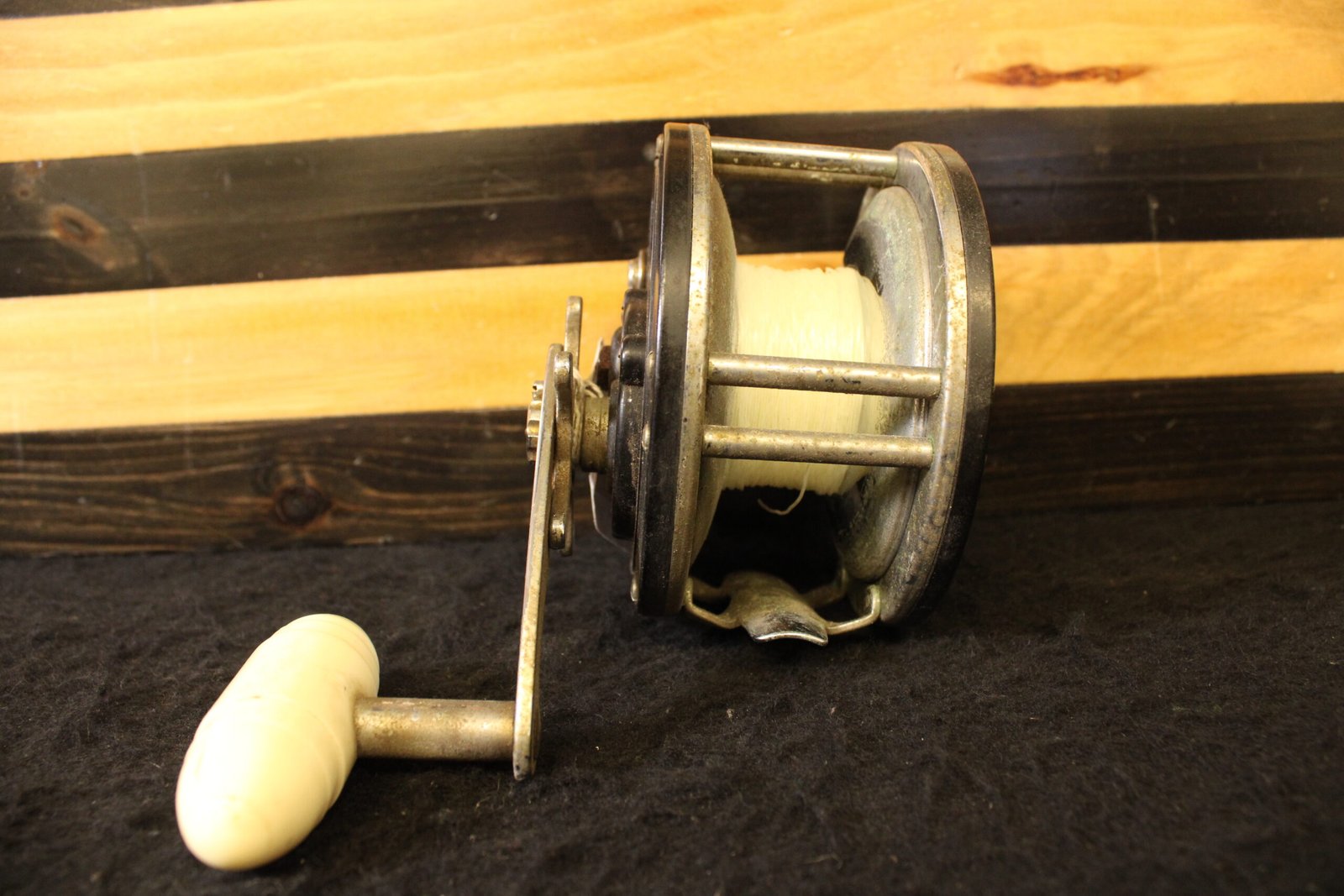 Vintage PENN No. 149 Deep Sea Conventional Fishing Reel 1 Vintage PENN No. 149 Deep Sea Conventional Fishing Reel